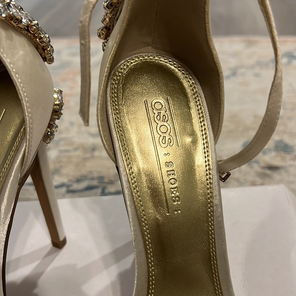 Cream/White ASOS BRIDE Heels - Picture 6 of 16